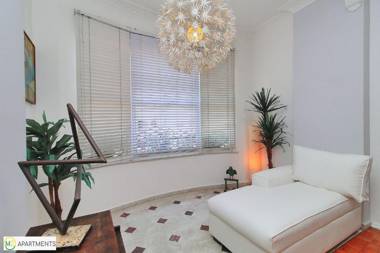 Estiloso 3 quartos para 6 pessoas no posto 5 em Copacabana!