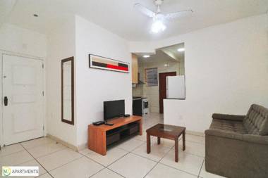 Moderno 2 quartos na quadra da praia em Copa para 6 pessoas!