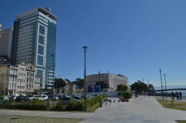 Sangha Urbana - hostel yoga & meditação