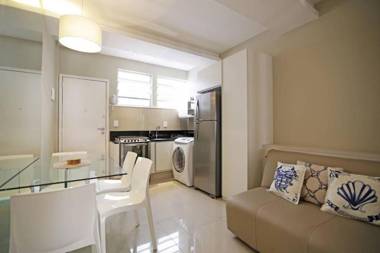 Studio moderno e silencioso na quadra da praia em Ipanema!