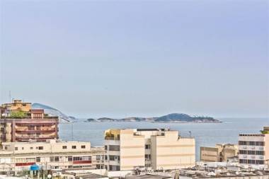 Linda cobertura duplex de 2 quartos com terraço piscina e vista para Ipanema!