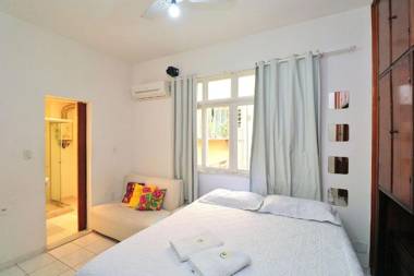 Studio muito pequeno simples e barato em Copacabana!