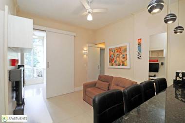 Moderno e silencioso 2qtos no Leme para 4 pessoas