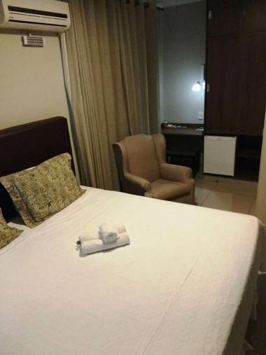 Ideali Hotel