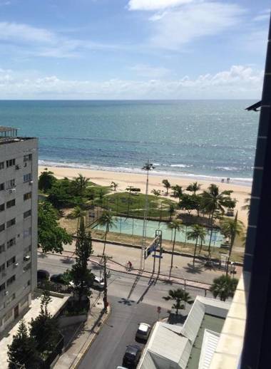 Studio Everest Flats