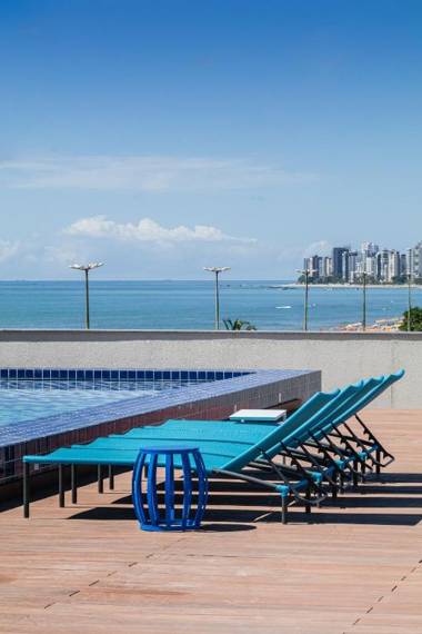 HY Beach Flats - Fernando Pessoa