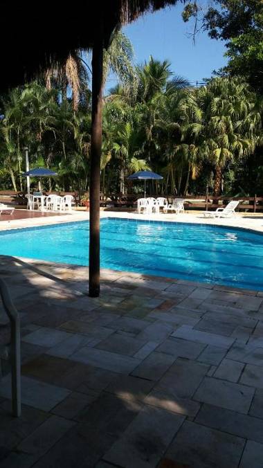 Amarilis Flat Service