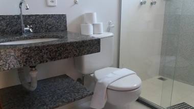 Condomínio Taperapuã Praia Village