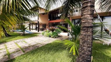 Casa dos Jacarandás com 4 quartos com vista para o mar