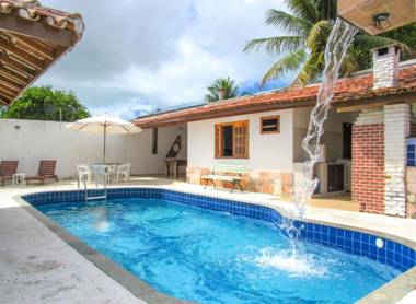 Casa com 4 Suítes Piscina Área Gourmet e Wifi