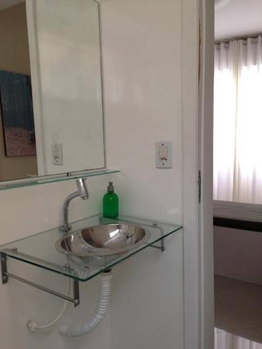 Suítes e Quartos na Avenida Carlos Gomes