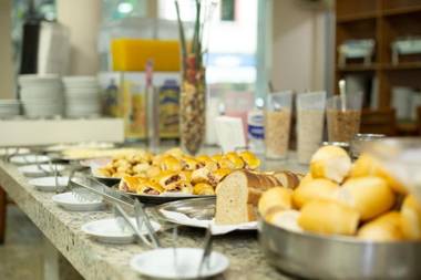 Dan Inn Poços de Caldas com Cortesia de 01 dia no Parque Walter World