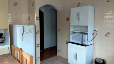 Casa com lazer e a 200 m da praia em Peruibe SP