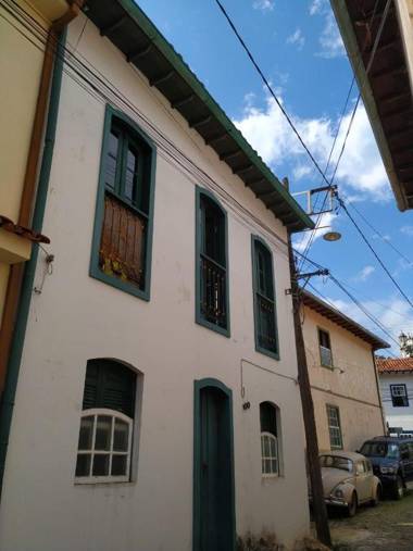 Casa próxima ao centro de convenções da UFOP