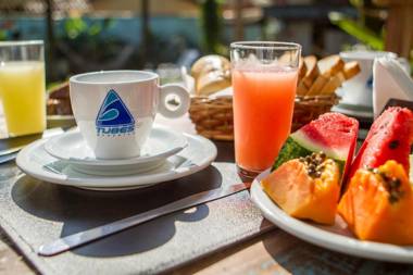 Pousada Tubes Maresias