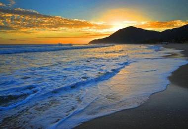 POUSADA TANI COM AR E PISCINA em MARESIAS