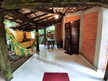 Casa Rústica com WiFi e churrasq em São Sebastião