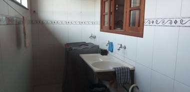 Lumiar centro com Wi-FI aconchegante apartamento com 2 quartos mobiliado com ventiladores