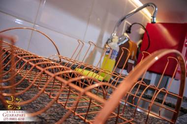 CONFORTO IMBATIVEL - 25 metros do MAR - AR SPLIT nos Quartos - Internet de 200 megas - Netflix - Disney Plus - 8 pessoas com muito conforto