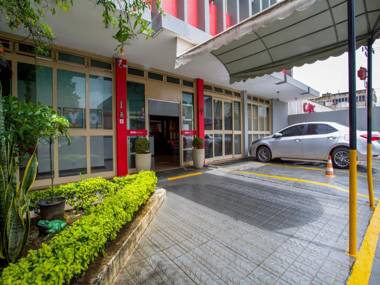 OYO Hotel La Rocca Goiânia