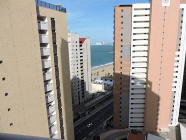 Piazza Coliseum do lado porto de Iracema vista Mar