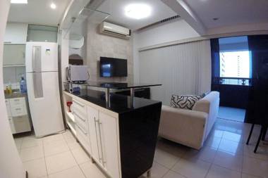 Cobertura a 200 metros da feirinha da beira mar