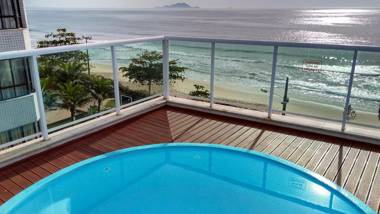 Cobertura a Beira da Praia dos Ingleses