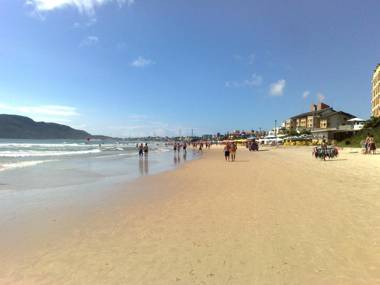 Apto de 02 qtos no Ingleses - Florianopolis - SC