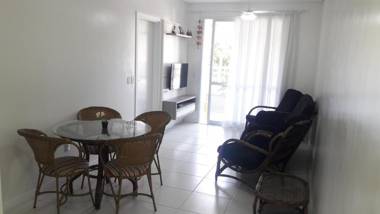 Florianópolis Canasvieiras Apartamento inteiro 3 quartos com ar piscina playground 2 garagens