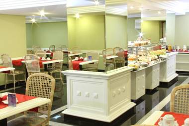 Trevi Hotel e Business