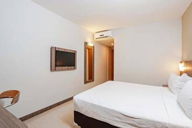 Slim Curitiba Av. das Torres by Slaviero Hotéis