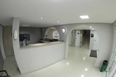 Esquina Batel - Hotel Econômico