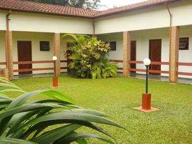 Francis Hotel Pousada