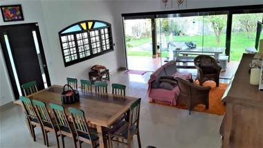 Casa a 150 m da Praia Martins de Sá