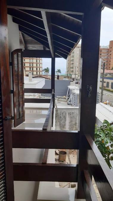 Casa a 150 m da Praia Martins de Sá