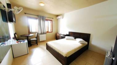 Motel Tentação (Adult Only)