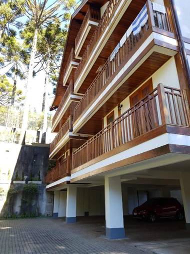 Aptos de 03 e 04 quartos Centrinho Capivari - Condomínio Recanto do Boticário