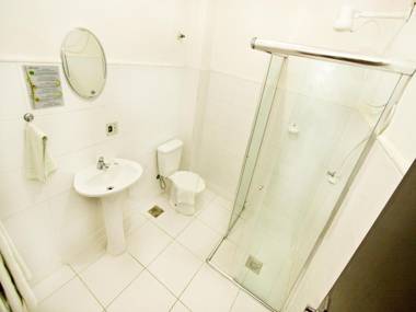 Turrance White Hotel