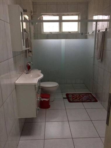 Casa Familiar em Campinas com 2 Quartos 1 banheiro 1 vaga para carro