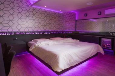 Tout Motel (Adults Only)