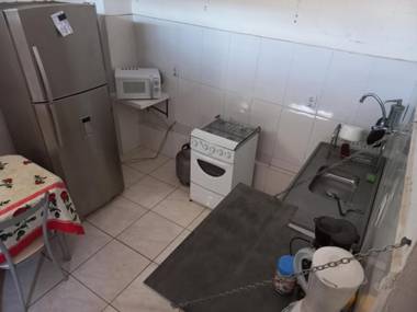 Casa de fundo aconchegante 2 casais ou 3 solteiros