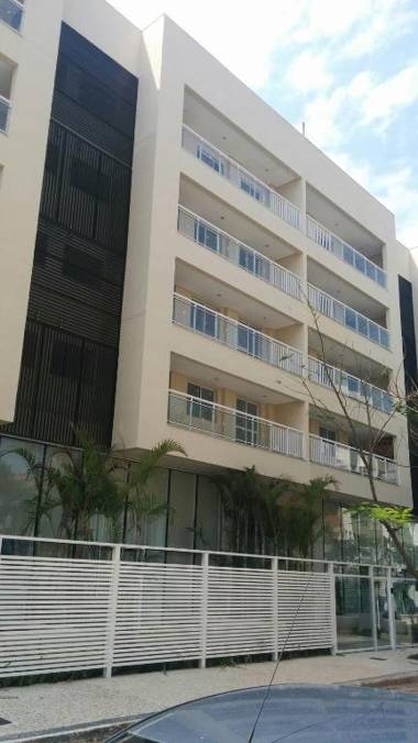 Mediterrâneo 507 - Todo Equipado Suíte com Ar Split Churrasqueira na Varanda Internet 240MB WiFi Estacionamento Grátis a 1 Km das Praias