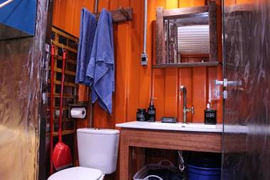 House Boat "Faroeste Caboclo"