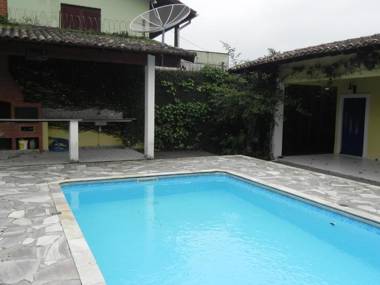 Pé na Areia com Piscina e Churrasqueira - 2 suítes