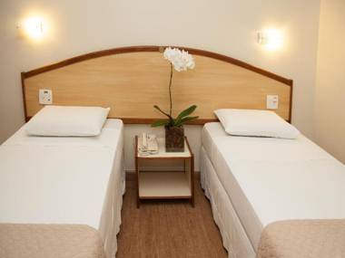 Max Savassi Apart Service