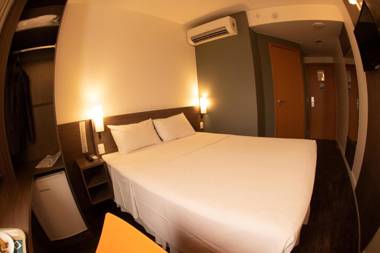 San Diego Express Barro Preto