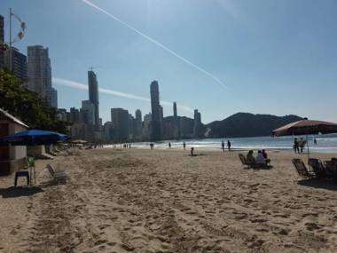 Fantástico apartamento Frente ao mar em Balneário Camboriú