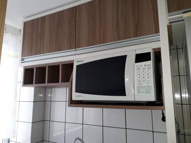 Ótimo Apto. 180 metros do Mar