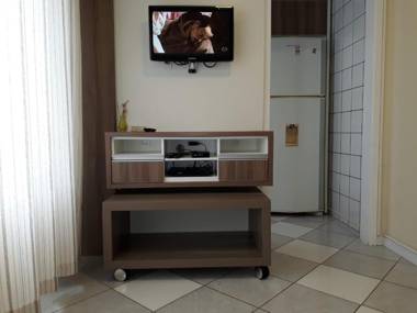 Ótimo Apto. 180 metros do Mar