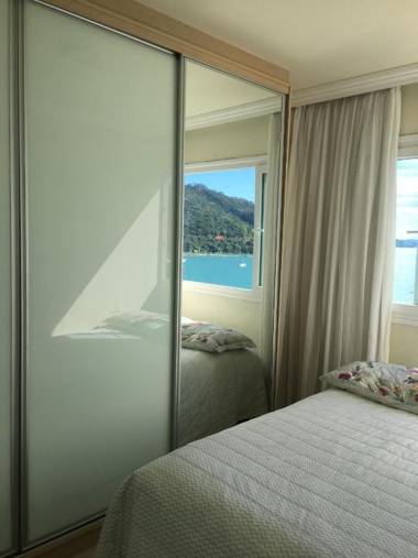 Apartamento frente ao mar